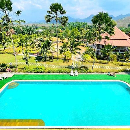 Takhun Mountain View Bed & Breakfast บ้านตาขุน ภายนอก รูปภาพ