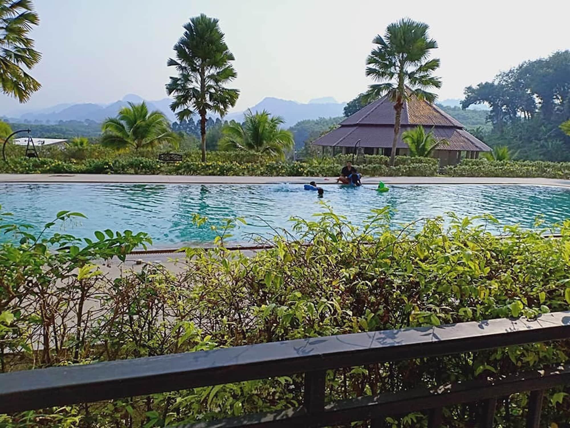 Takhun Mountain View Bed & Breakfast บ้านตาขุน ภายนอก รูปภาพ