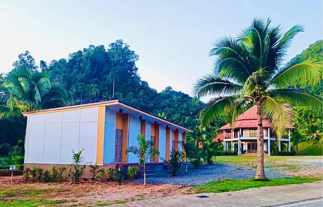 Takhun Mountain View Bed & Breakfast บ้านตาขุน ภายนอก รูปภาพ