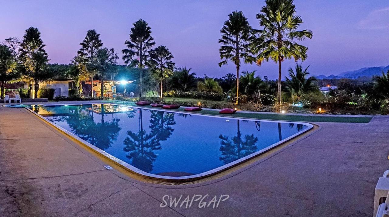 Takhun Mountain View Bed & Breakfast บ้านตาขุน ภายนอก รูปภาพ